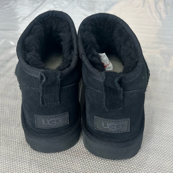 UGG MENS CLASSIC ULTRA MINI BOOT - Picture 4 of 6